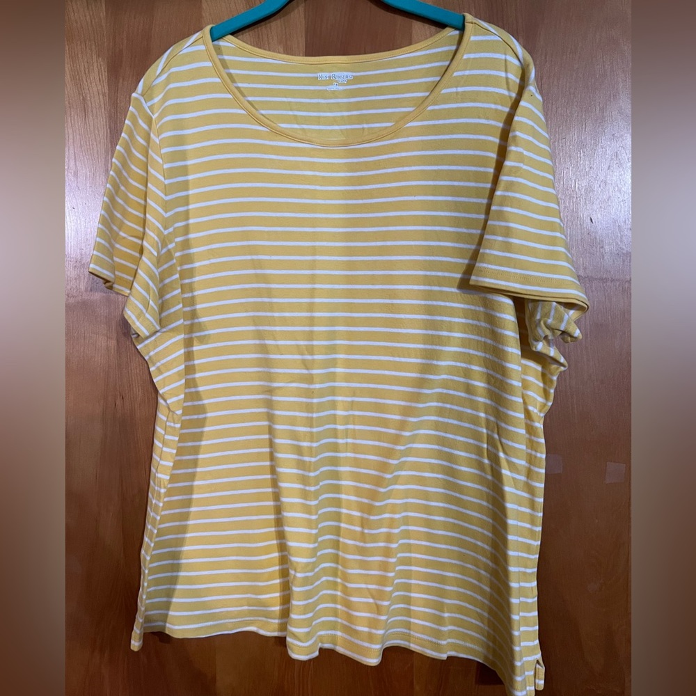 Kim Rogers t-shirt. Size 1X.
